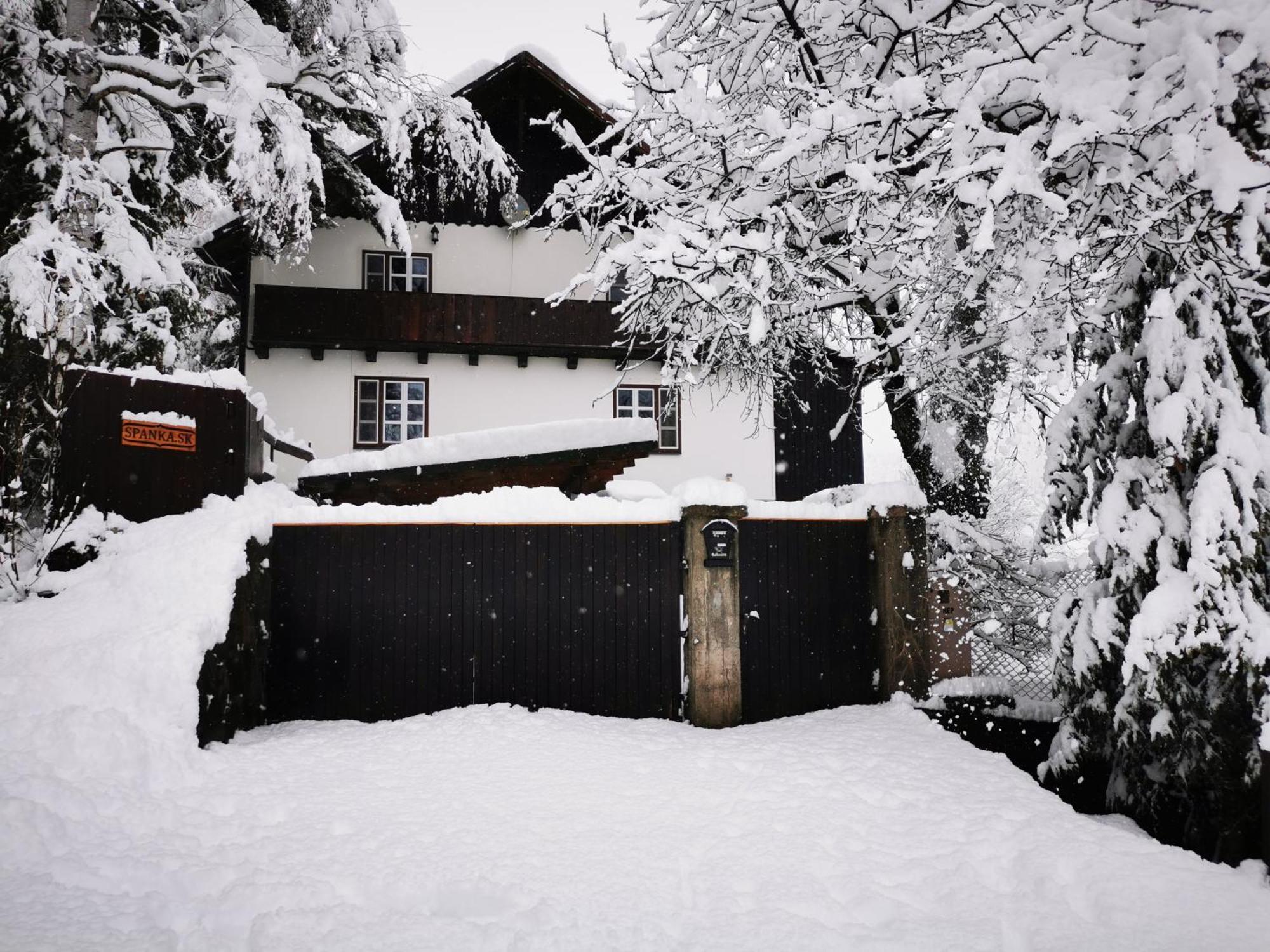 Drevenica Spanka Špania Dolina Exterior foto